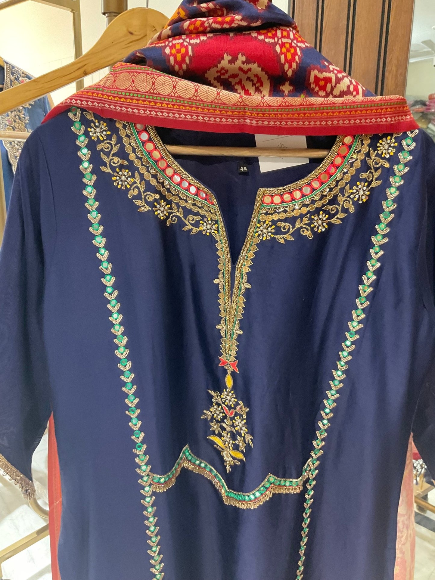 Silk Suit wih Patola dupatta - nazakatjaipurnazakat_jaipur