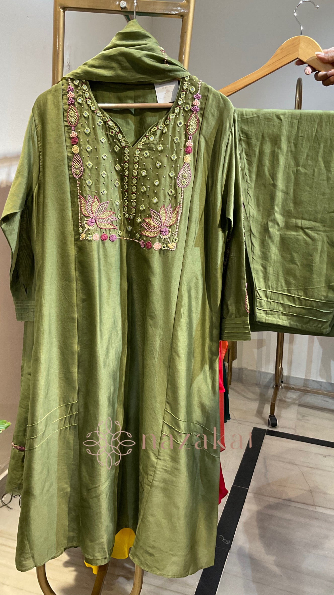 SAAZ Chanderi Suit Set ( Dispatch time - 20 days )