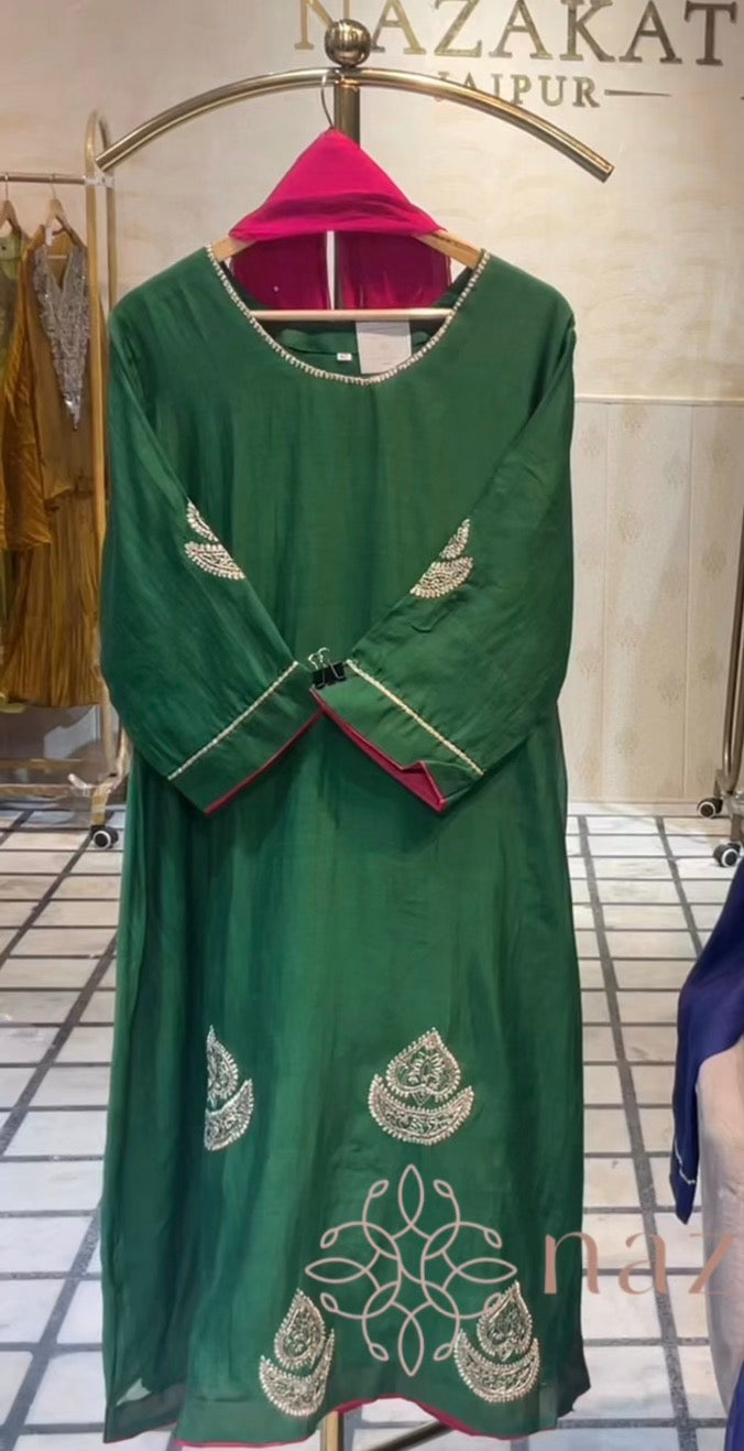 Gulrukh Mul Chanderi suit st