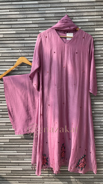 Rozana Suit Set - Mul Chanderi Set