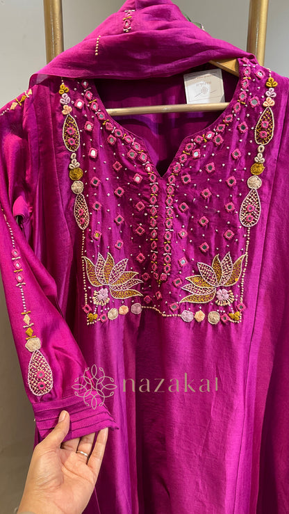 SAAZ Chanderi Suit Set ( Dispatch time - 20 days )