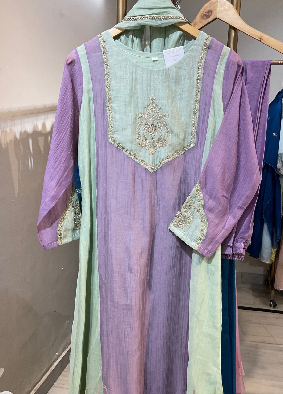 Aarna Mul Chanderi Suit Set