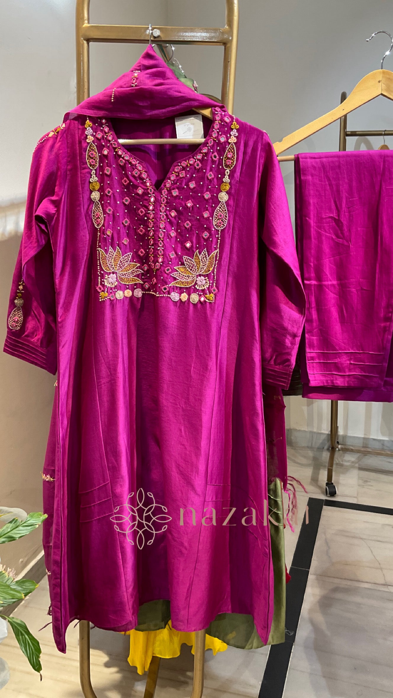 SAAZ Chanderi Suit Set ( Dispatch time - 20 days )