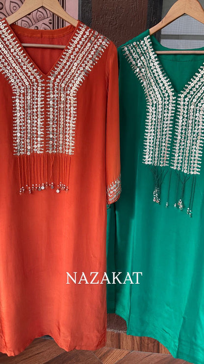 Natural crepe with exquisite bronze handwork - #nazakatjaipur#nazakat_jaipur