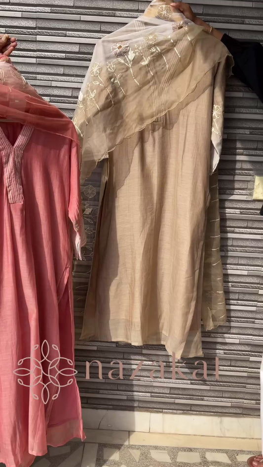 Mul Chanderi - Ombre Kacha Gotta Suit Set