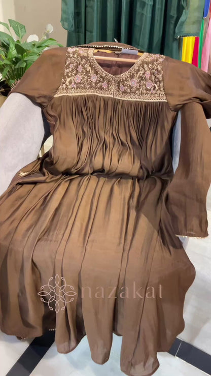 INAAYAT Mul Chanderi Set