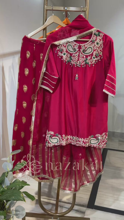 Shahi Gul Set ( Dispatch time 3-4 weeks )