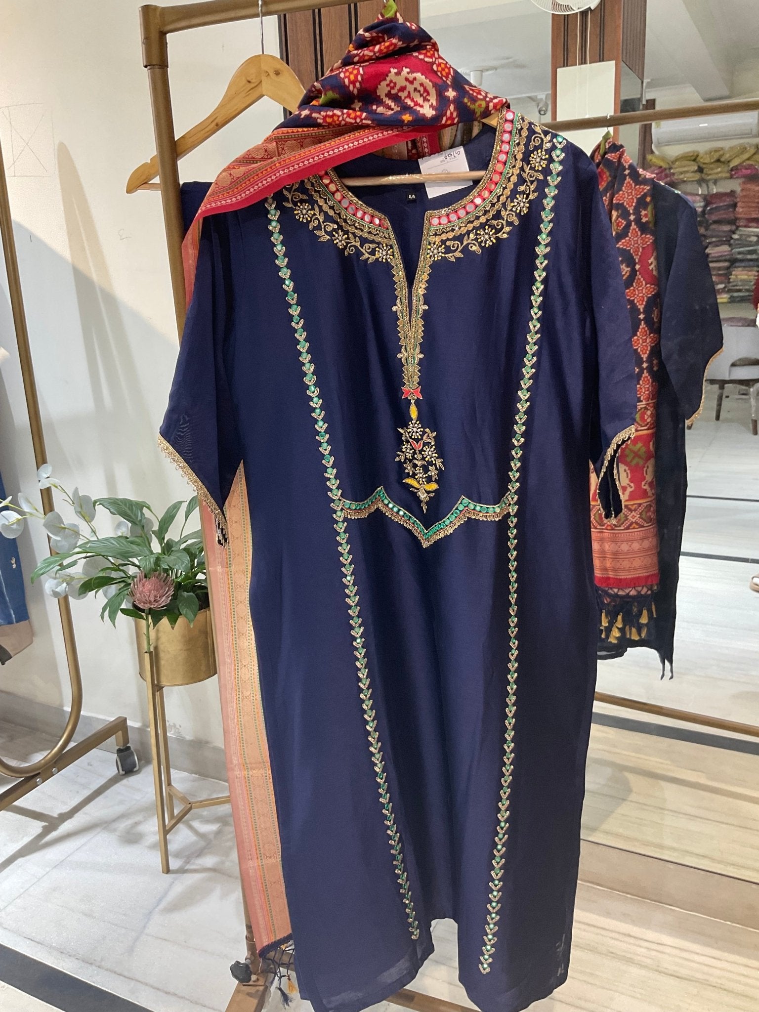 Silk Suit wih Patola dupatta - nazakatjaipurnazakat_jaipur