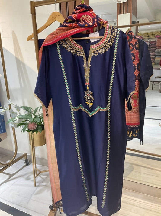 Silk Suit wih Patola dupatta - nazakatjaipurnazakat_jaipur